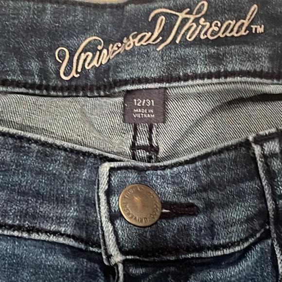 Cute NWOT Denim Jean Shorts 12/31 - Picture 5 of 9